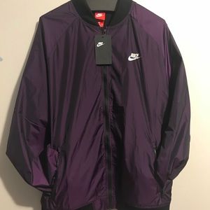 Nike light jacket eggplant colored purple size xl